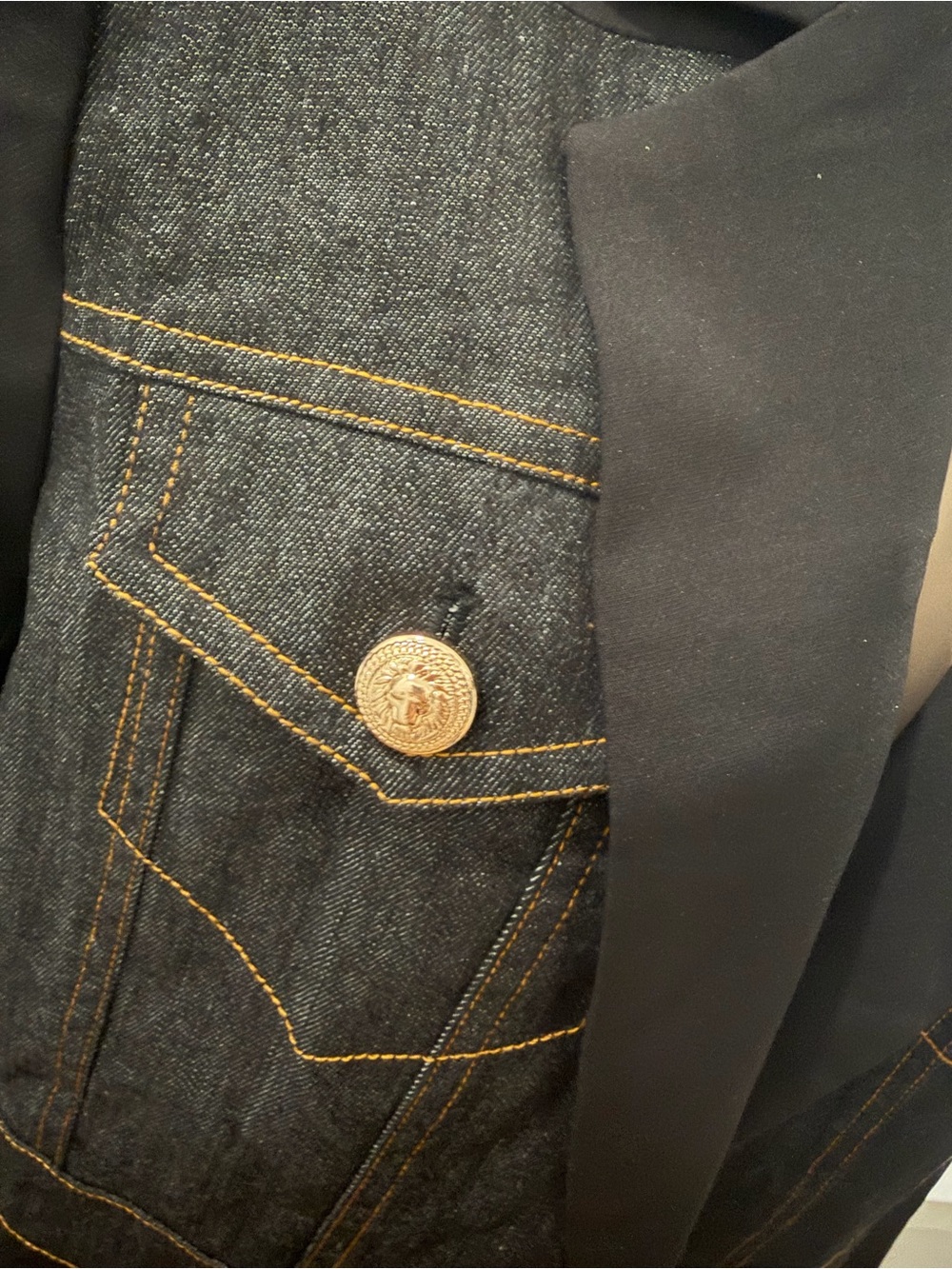 Blazer - Picture 2 of 3